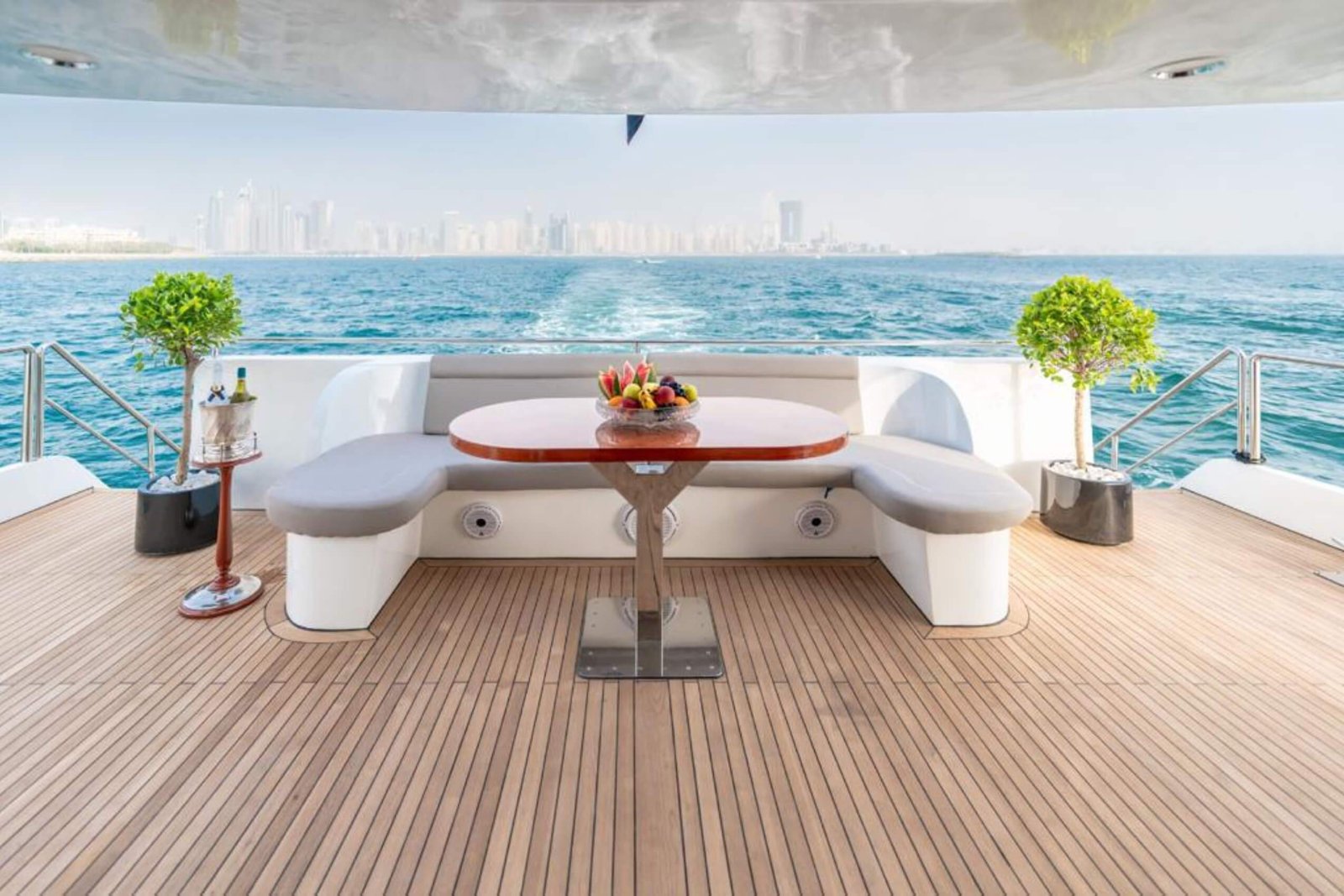 g-luxe-thirteen-image